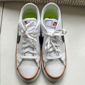 Nike Court Legacy White and Brown Women's Sneakers sz 9.5